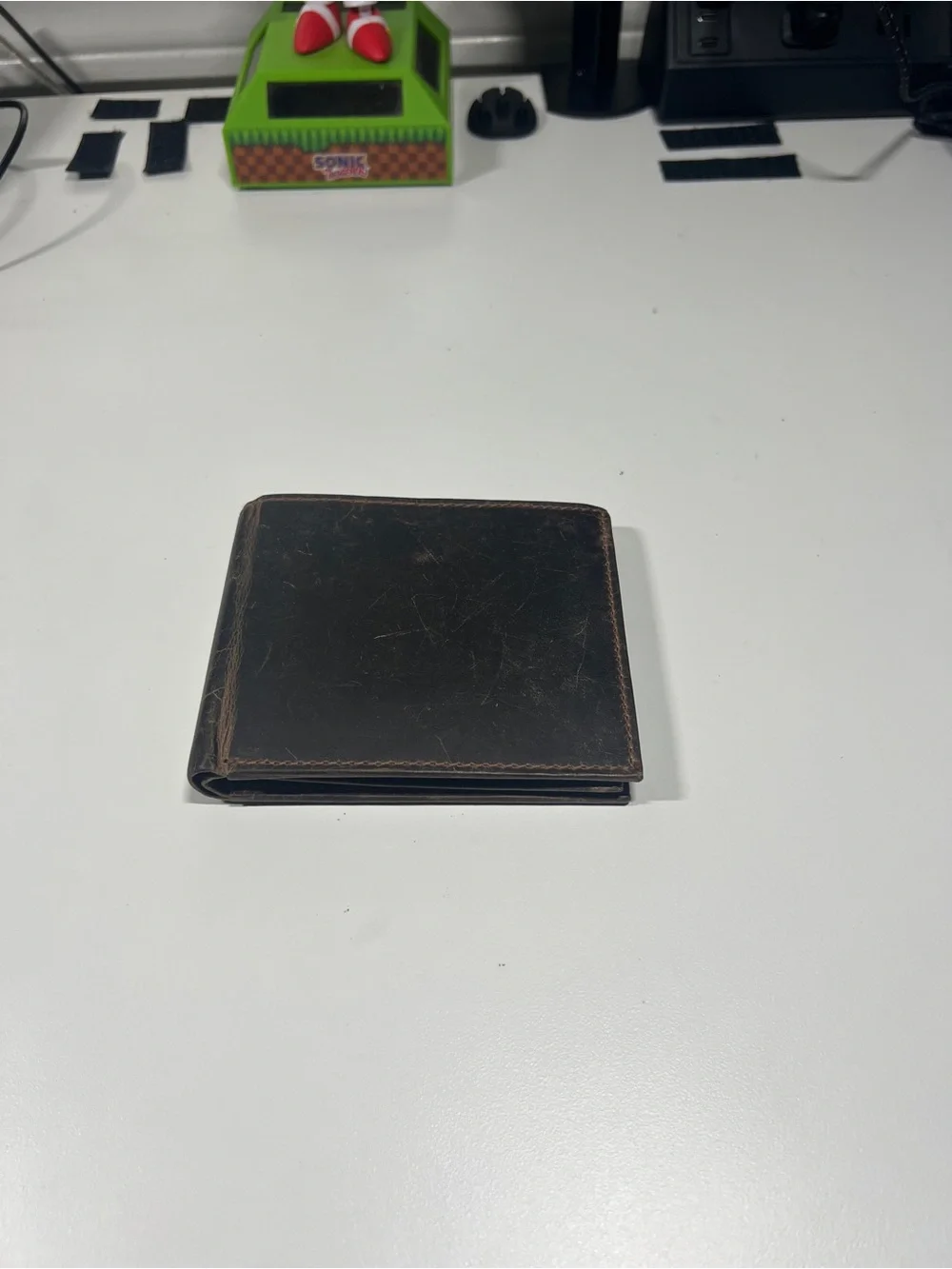 Classic Brown Leather Bi-Fold Wallet
